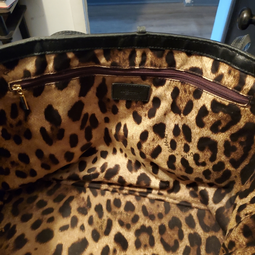 Dolce&Gabbana BB1564 Patent Leather Shoulder Bag - Picture 5 of 7